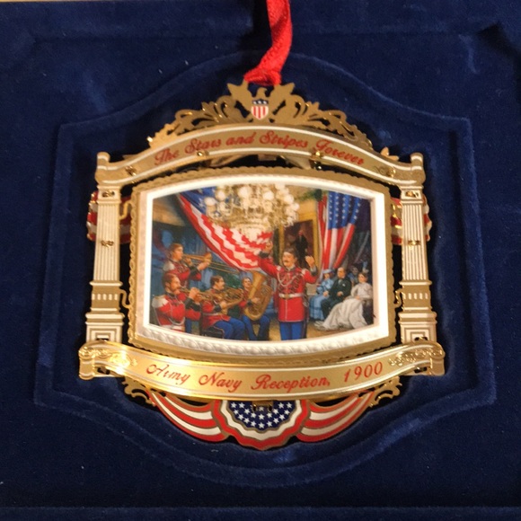 4 - The White House Historical Association Christmas Ornaments - Picture 4 of 11